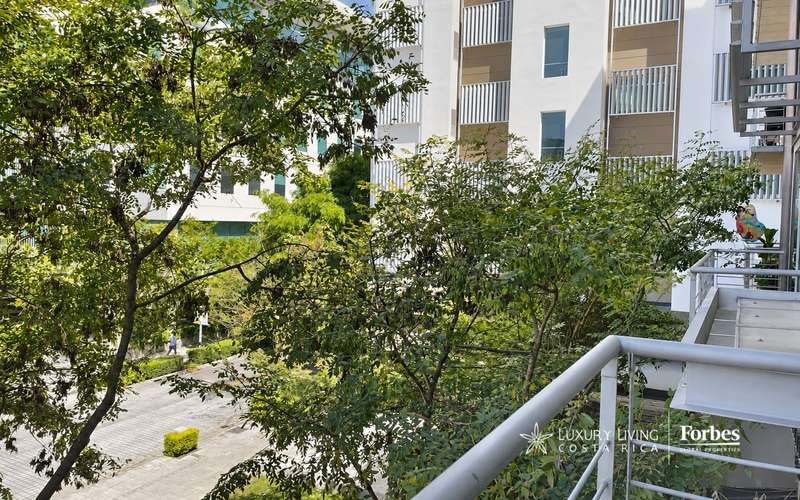 21308 - Apartamento 2 niveles tipo Loft en Avenida Escazú - Imagen 6