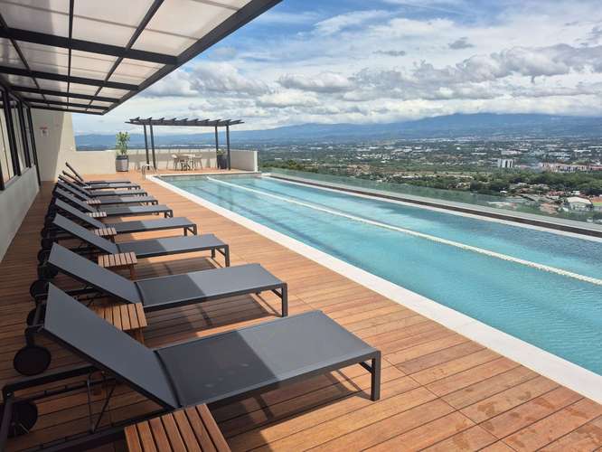 Alquiler apartamento en Río Oro, Santa Ana – 90 m², línea blanca y vista panorámica