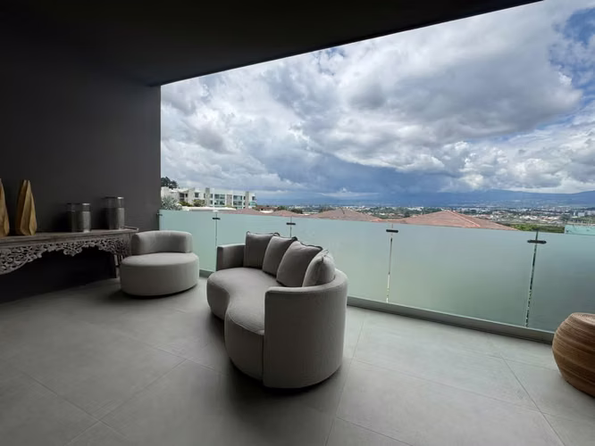 Apartamento en venta en Escazú Guachipelin. Nuevo!  - Imagen 3