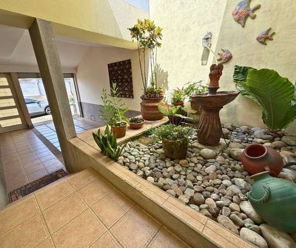 Casa en alquiler Escazu de una planta amueblada y servicios incluidos - Imagen 11
