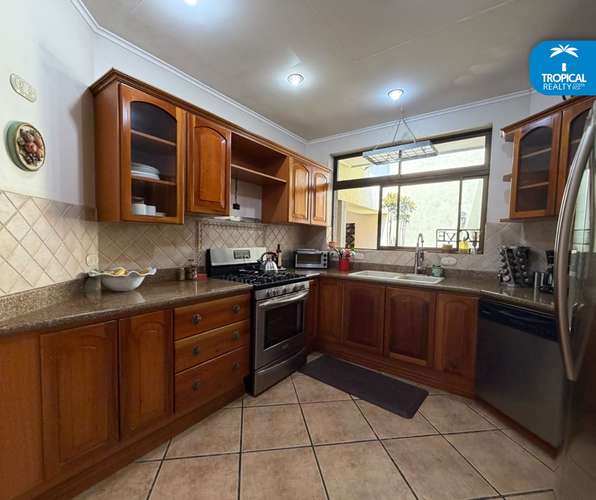 Casa en alquiler Escazu de una planta amueblada y servicios incluidos - Imagen 6