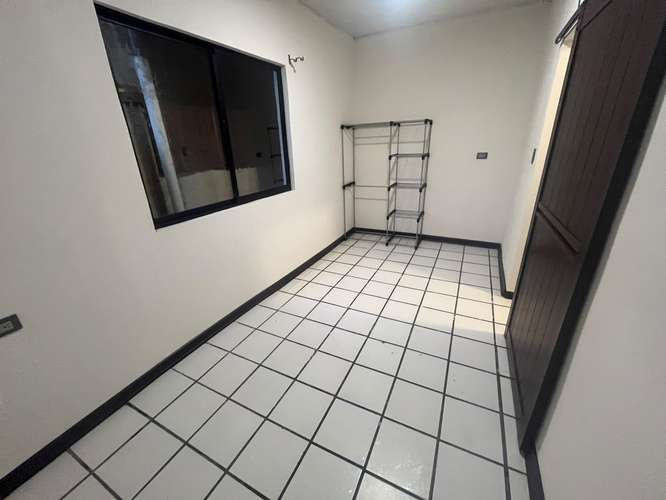 Alquiler casa independiente 2 habitaciones con patio. Alajuela - Imagen 10