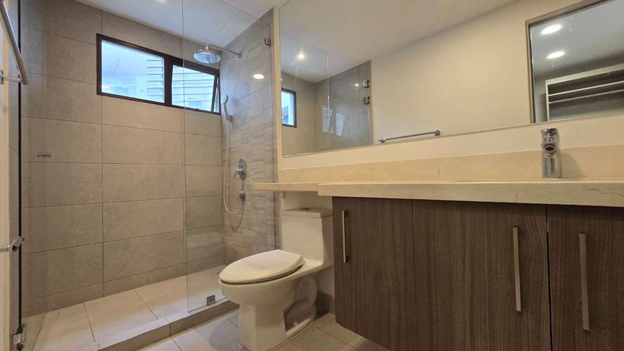 SANTA ANA CENTRO DE 2 HABITACIONES  |   2 BAÑOS   |   140m²   |   1er NIVEL - Imagen 8