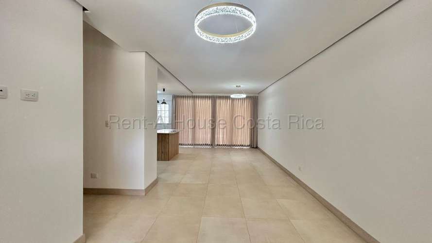 Oportunidad Casa moderna de dos niveles en alquiler en La Ribera, Belén, Heredia MP-27-911 - Imagen 5