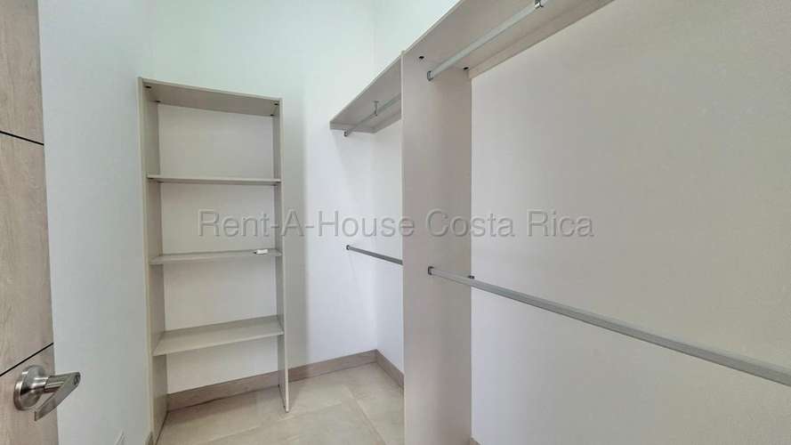 Oportunidad Casa moderna de dos niveles en alquiler en La Ribera, Belén, Heredia MP-27-911 - Imagen 17