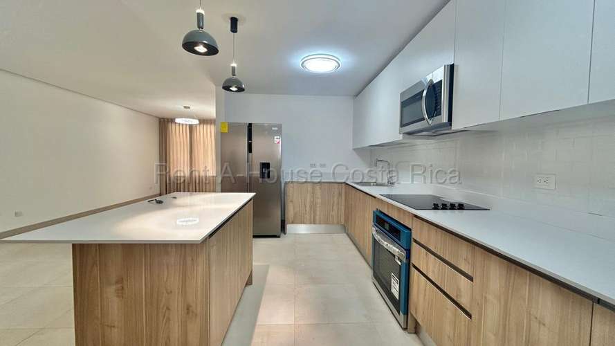 Oportunidad Casa moderna de dos niveles en alquiler en La Ribera, Belén, Heredia MP-27-911 - Imagen 6