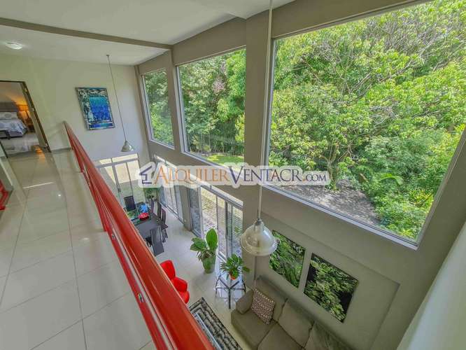 Lujoso condo amueblado con jardín en Brasil de Mora Santa Ana - Imagen 9