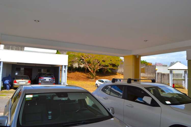 VENTA CASA MODERNA EN CONDOMINIO PISCINA Y SEGURIDAD EN HEREDIA CERCA DE PASEO DE LAS FLORES  - Imagen 17
