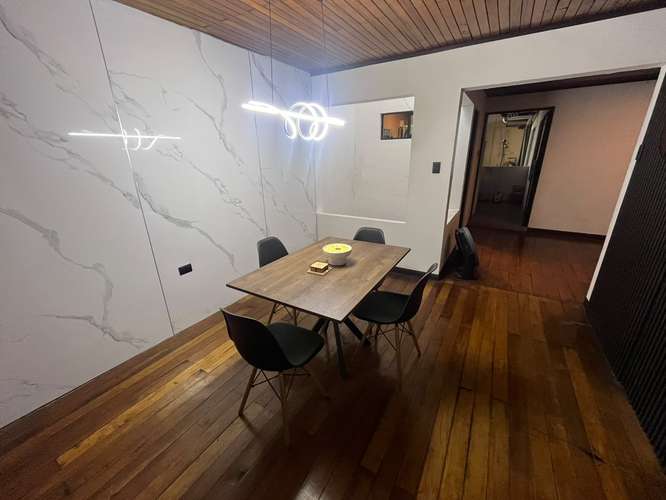 Alquiler apartamento 2 habitaciones en segundo nivel con cochera. Alajuela