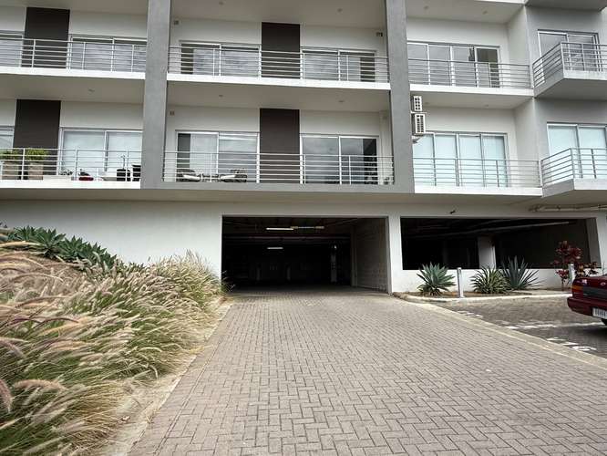 G.A. Apartamento estudio moderno con balcón y amenidades de lujo en Santa Ana, San José - Imagen 16