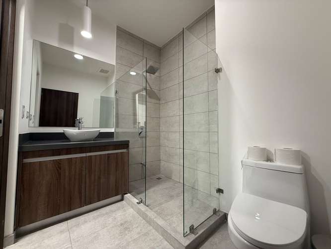 G.A. Apartamento estudio moderno con balcón y amenidades de lujo en Santa Ana, San José - Imagen 5