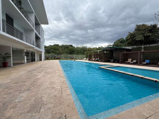 G.A. Apartamento estudio moderno con balcón y amenidades de lujo en Santa Ana, San José - Imagen 8