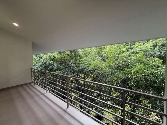 G.A. Apartamento estudio moderno con balcón y amenidades de lujo en Santa Ana, San José - Imagen 7