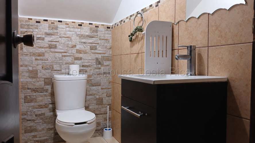 Venta de Casa en Gravilias, Desamparados con 4 Habitaciones #27-883 GS - Imagen 7