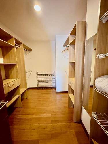 DISTRITO CUATRO-ESCAZU! MODERNO Y AMPLIO APARTAMENTO 2HAB/2BAÑOS/2PARQUEOS   - Imagen 11
