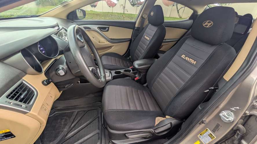 Vendo Elantra 2013 automático - Imagen 3