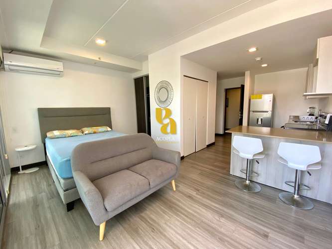 Alquiler de apartamento tipo Loft amueblado y equipado en Rohrmoser
