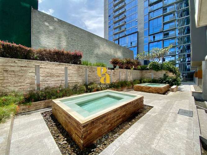 Alquiler de apartamento tipo Loft amueblado y equipado en Rohrmoser