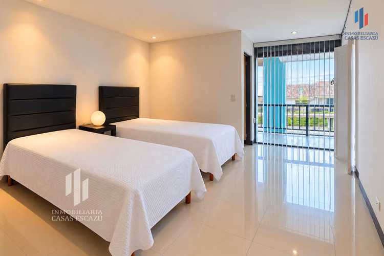 Apartamento en Alquiler Con o Sin Muebles, con Cable y Wi-Fi,  Piscina, Guachipelín Norte, Escazú - Imagen 12