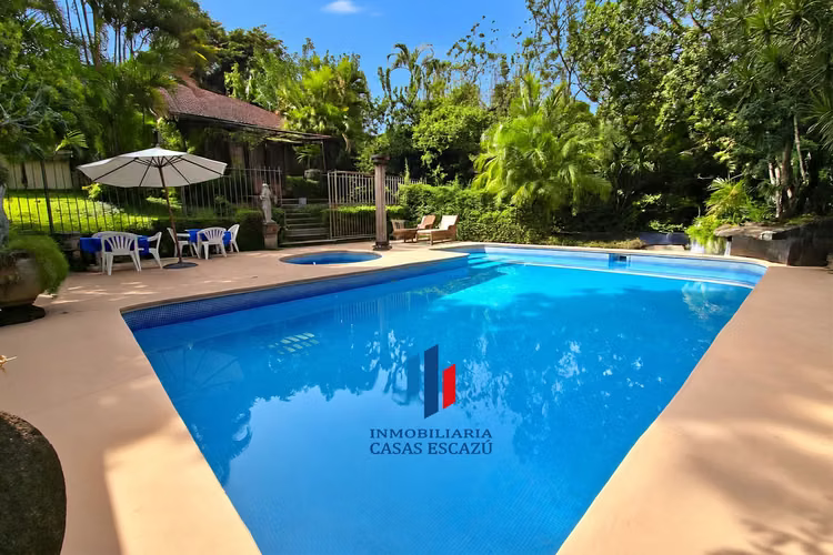 Apartamento en Alquiler Con o Sin Muebles, con Cable y Wi-Fi,  Piscina, Guachipelín Norte, Escazú - Imagen 2