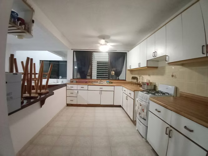 VENTA DE CASA EN ROHRMOSER, LA FAVORITA