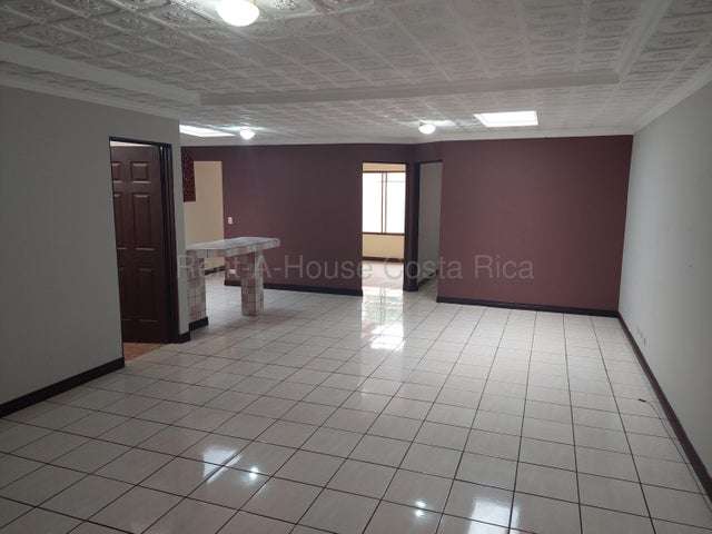 Alquiler de Casa en Santa Bárbara Heredia. 