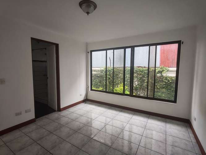 Alquier en residencial privado, bien ubicado