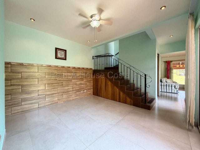 Venta de Casa en Grecia-Puente de Piedra.  - Imagen 2