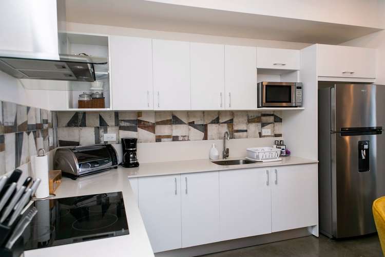 Apartamento Amoblado URBN Escalante Piso 11.