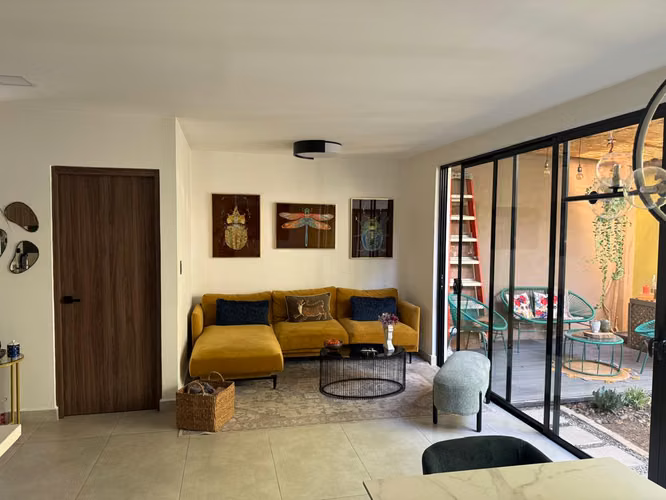 MODERNO TOWNHOUSE AMUEBLADO EN GUACHIPELIN NORTE, ESCAZÚ