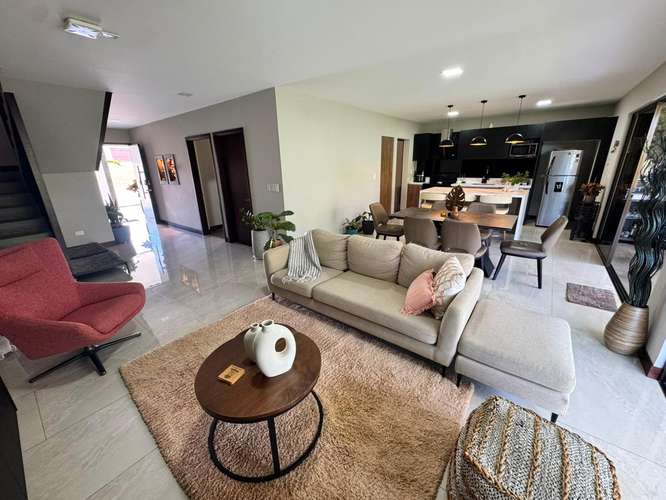 Venta de casa en Condominio en los Reyes, moderna, privacidad y excelente ubicación - Imagen 5