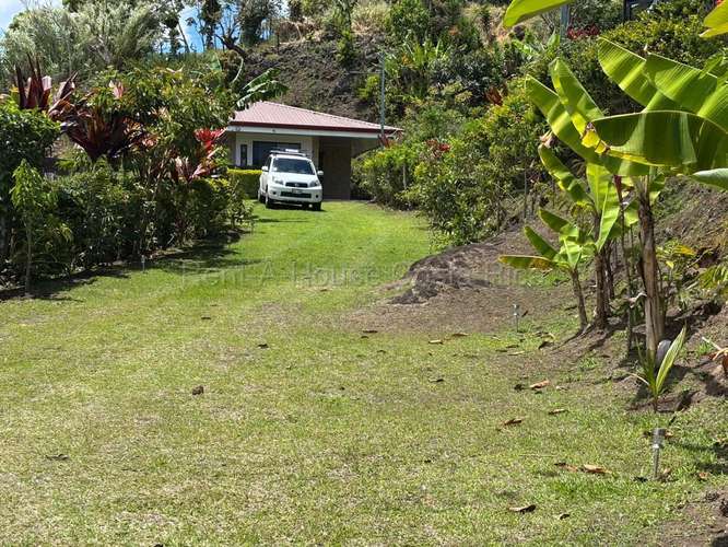  VENTA CASA RESIDENCIAL CON AMPLIO LOTE EN CERVANTES DE ALVARADO, CARTAGO | 938m² DE TERRENO. UN NIVEL - Imagen 3