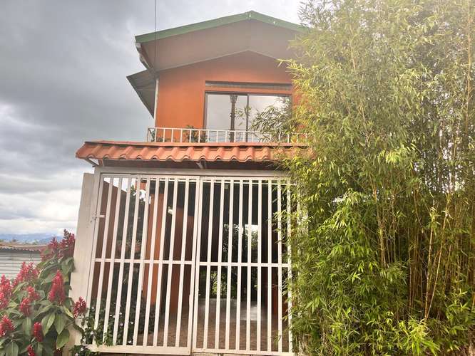 Venta de Casa en Calle Guinealillo, Aserrí #26-844 GS