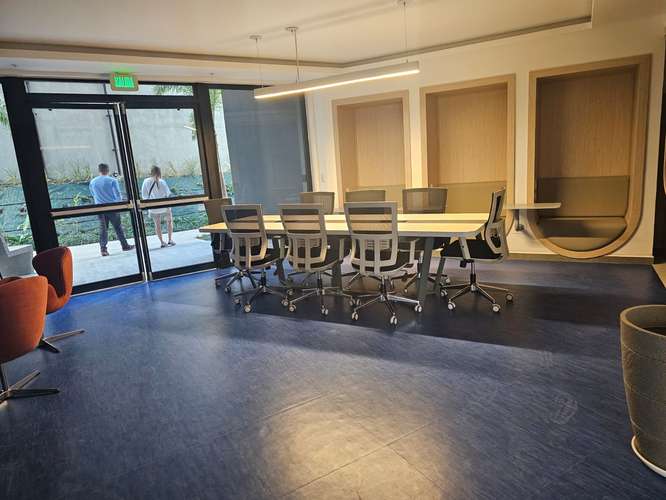 Alquiler de Penthouse Amueblado - Nucleo Sabana