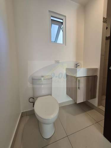 ALQUILER DE APARTAMENTO EN ZAPOTE/ 2 HABITACIONES / PATIO - Imagen 3