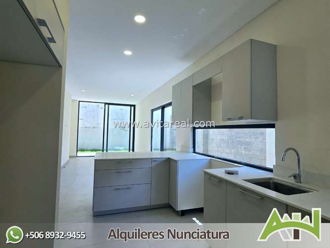 Casa en condominio HOM Living | Lindora Pozos Santa Ana