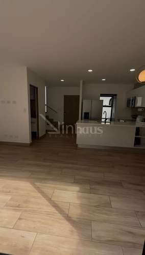 Venta de casa en condominio en Guachipelin - Imagen 4