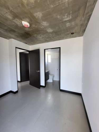 Apartamento en Venta Condominio Khaya Curridabat | 2 Hab | $175,000 | Alta Plusvalía 200 mts del ALESTE Plaza Comercial