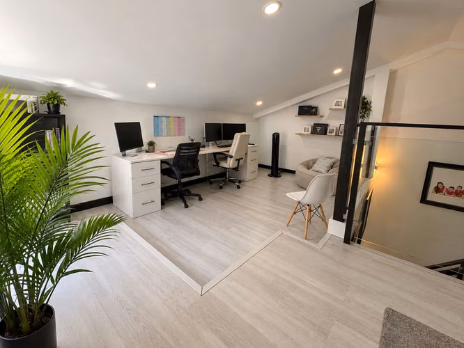 Venta de Casa de Lujo en Condominio Parques del Sol - Imagen 8