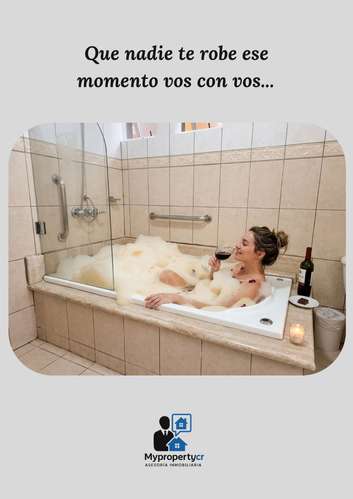 Traspaso con escritura pública.