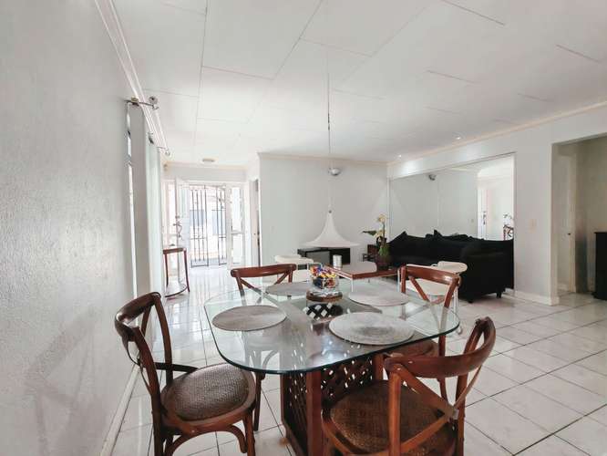 Escazú- 2 habitaciones- Semi-amoblado- Piscina - Imagen 4
