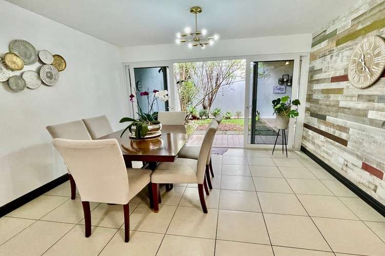 ALQUILER CASA CON LÍNEA BLANCA EN CONDOMINIO, ESCAZÚ,  - Imagen 7
