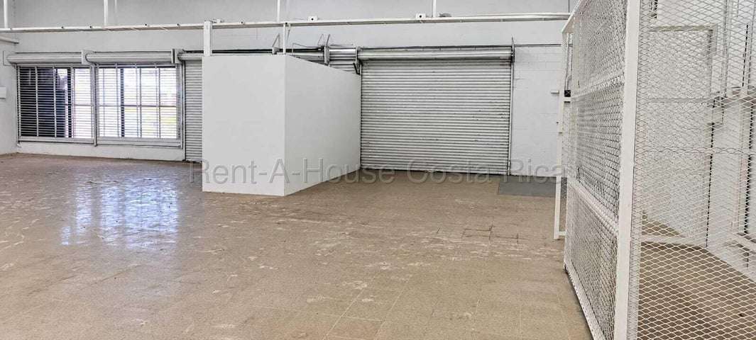Venta Local Comercial 734 m² | Vía Principal San Francisco de Dos Ríos| 430M - Imagen 2