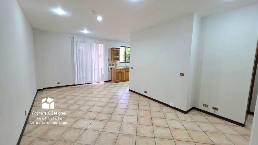 Venta apartamento en condominio, San Rafael de Escazú, a 3 minutos de Escazú Village! - Imagen 1