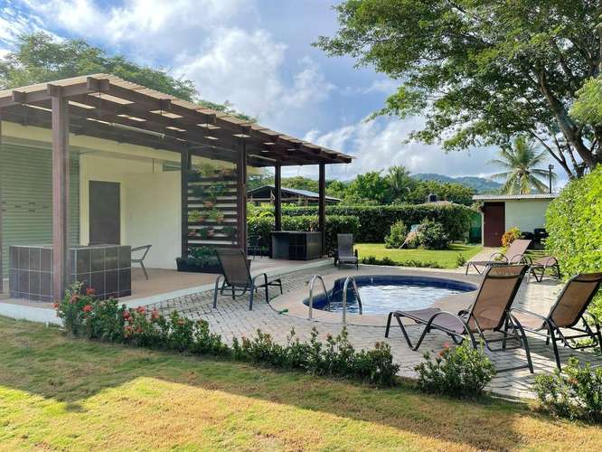 Guanacaste: inversión única con 3 apartamentos, piscina, jardines y amenidades de lujo. - Imagen 5