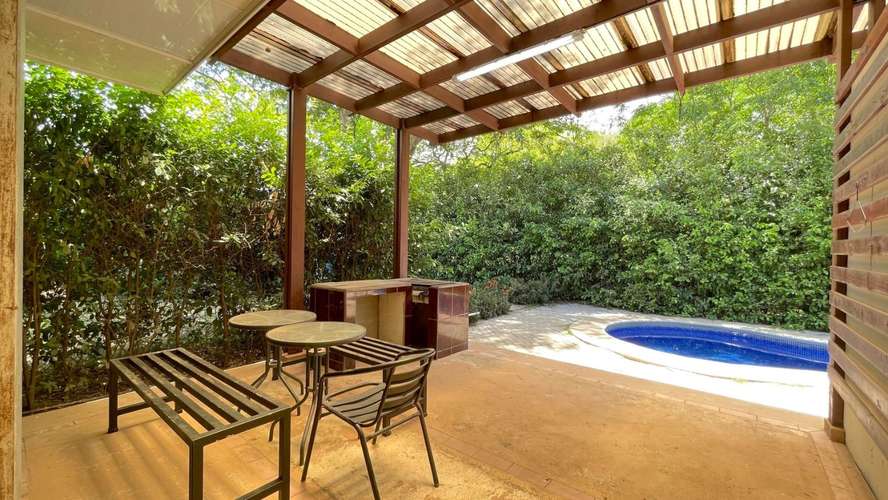Guanacaste: inversión única con 3 apartamentos, piscina, jardines y amenidades de lujo. - Imagen 18