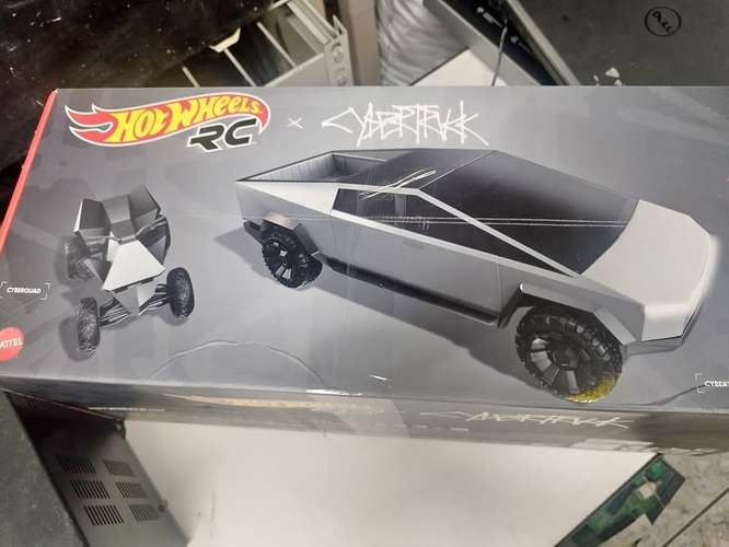 Carro de control remoto marca Hot Wheels edición limitada Tesla Cybertruck, escala 1:10 R/C asch