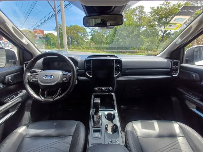 Ford Everest Trend año 2023 - Imagen 6