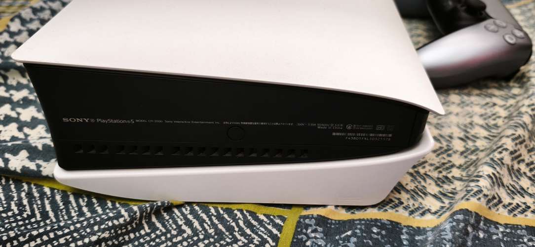 PS5 SLIM con lector de discos, más colección de juegos