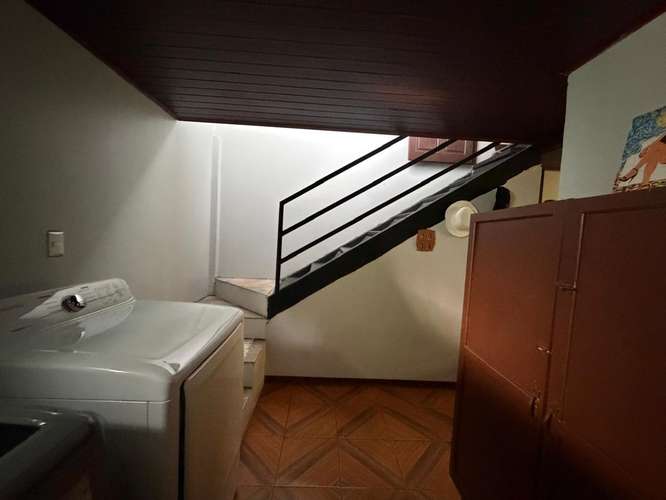 Venta de amplia propiedad en Pérez Zeledón | Casa de 8 habitaciones, apartamento independiente y rancho - Imagen 18